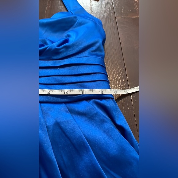 Junior's Snap Halter Formal Dress Tie Back - Homecoming or Prom Size 9 - Picture 8 of 17